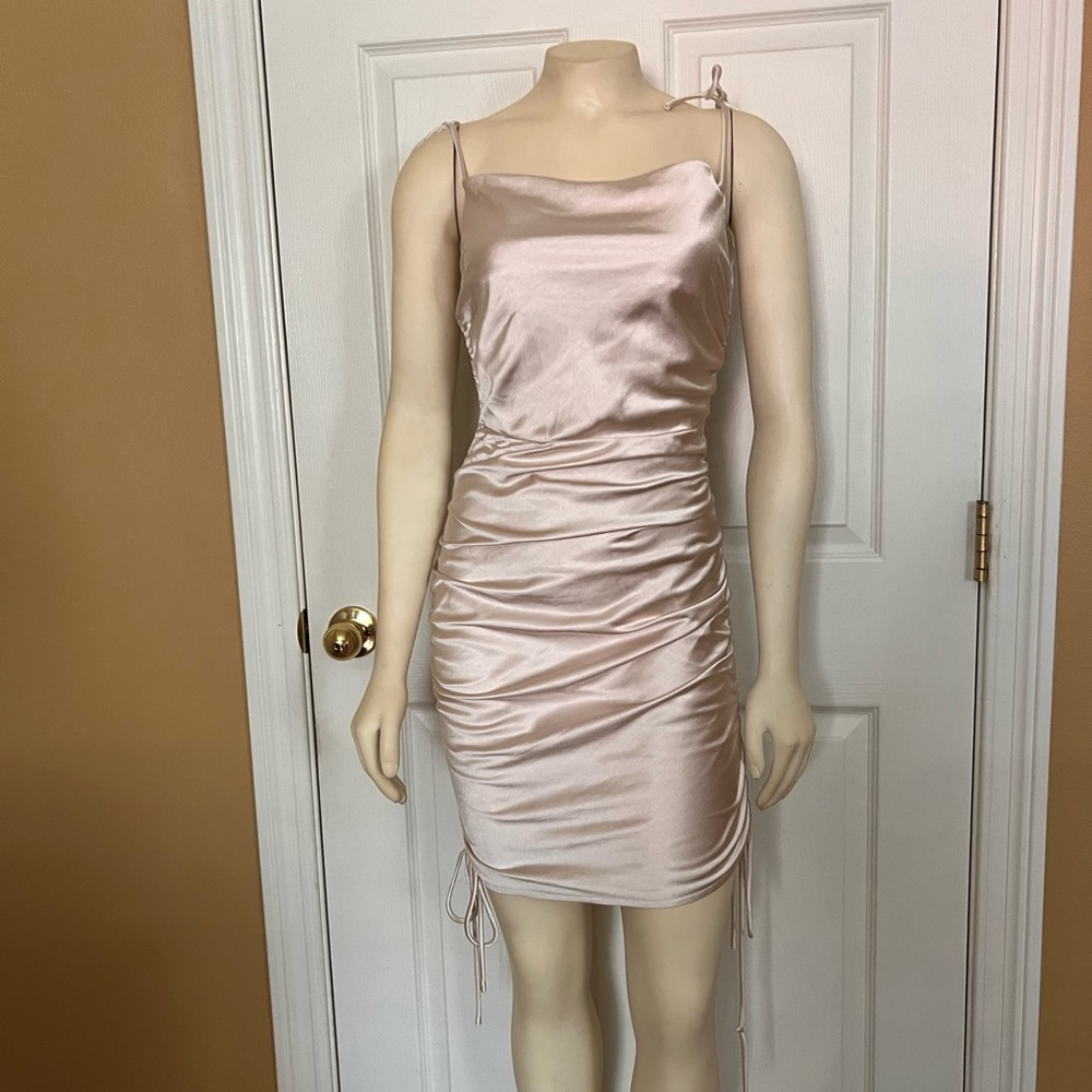 Hello molly mini dress champagne